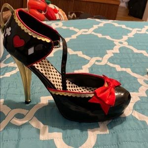 Alice in wonderland heels